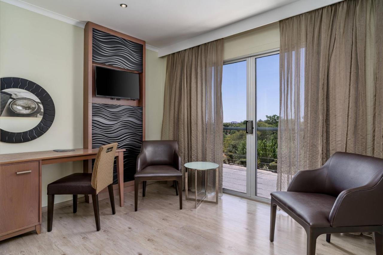 Protea Hotel By Marriott Upington Exterior foto
